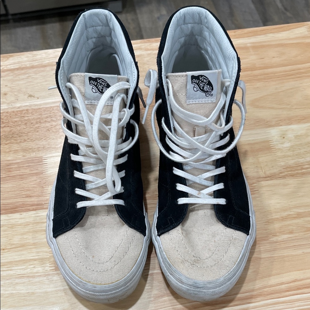 Vans Men's Black and Tan High-Top Sneakers